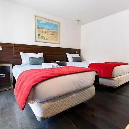 Tribeca Twin Room - Studio With Pool, Wifi, Ac